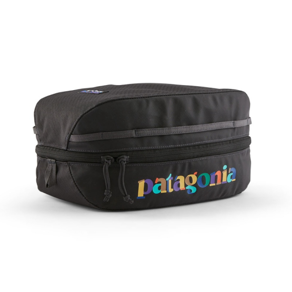 Patagonia Black Hole Cube 6L Unity Text: Ink Black i gruppen Opbevaring / Anden opbevaring / Vaskeposer og organizers hos Sportfiskeprylar.se (49367-UTIB-ALL)